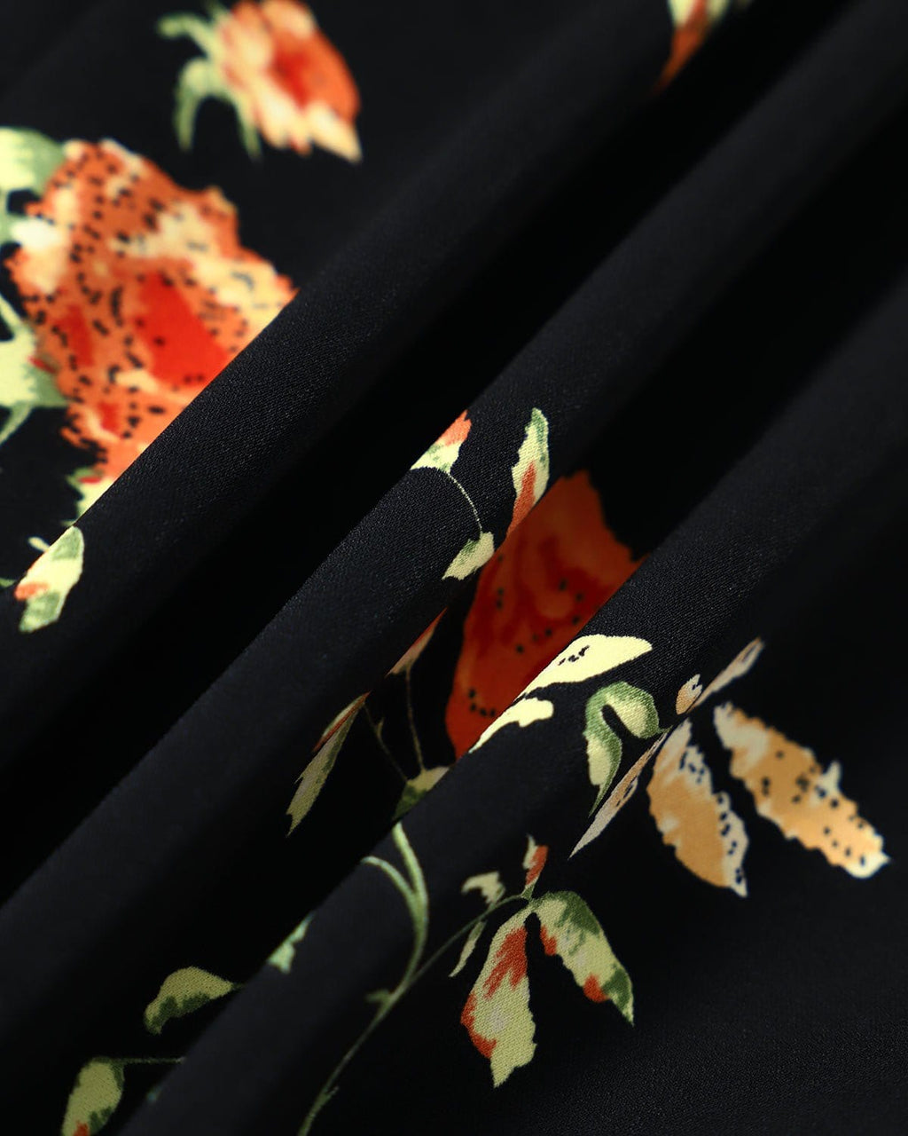 Violette — Black Floral V-Neck Maxi Dress