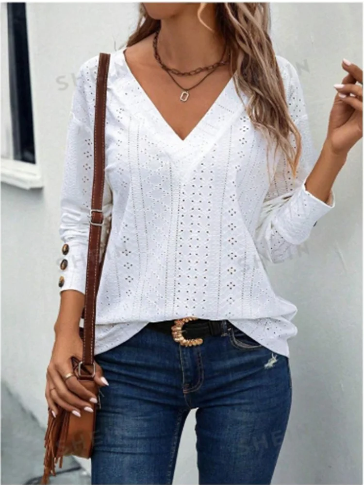 The Béatrice — Lace-Trim Everyday Top